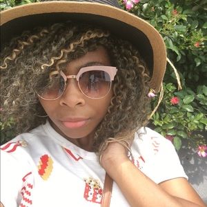 Meet your Posher, Tori
